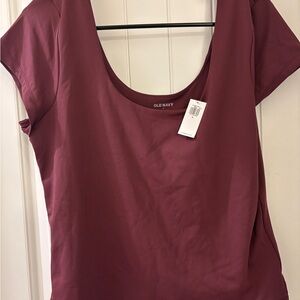 Old Navy Women's Short Sleeve Top in Plum